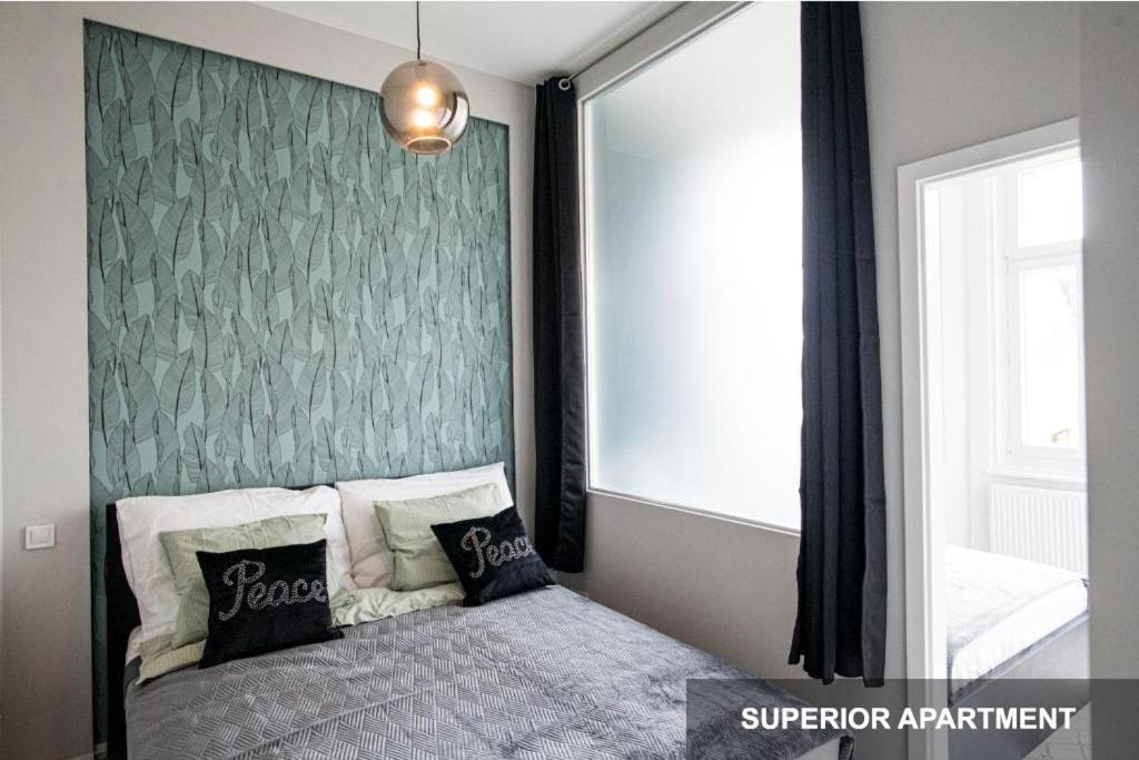 Bpr Agathe Elegant With Parliament View Apartman